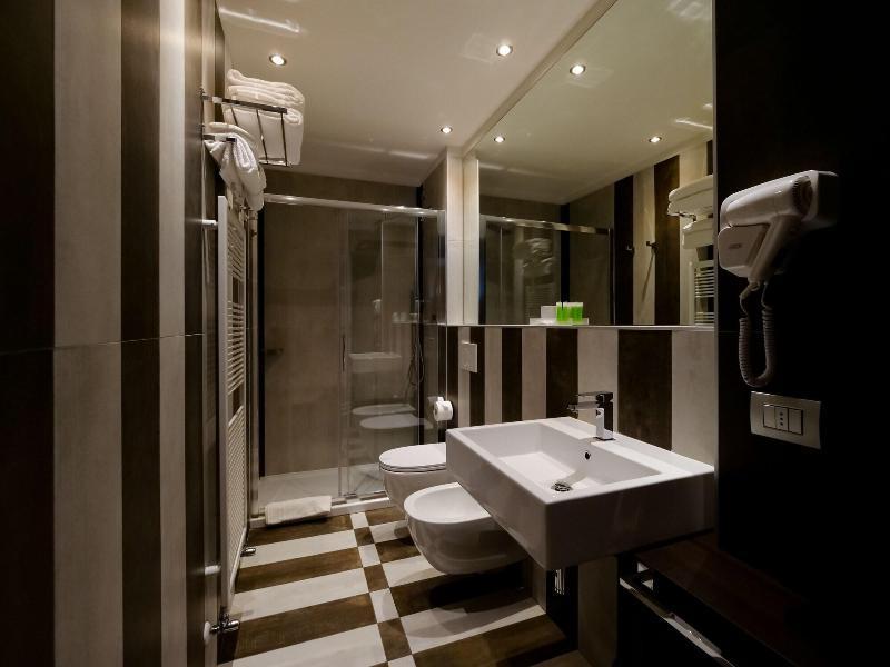 Dan Hotel ريتشوني المظهر الخارجي الصورة